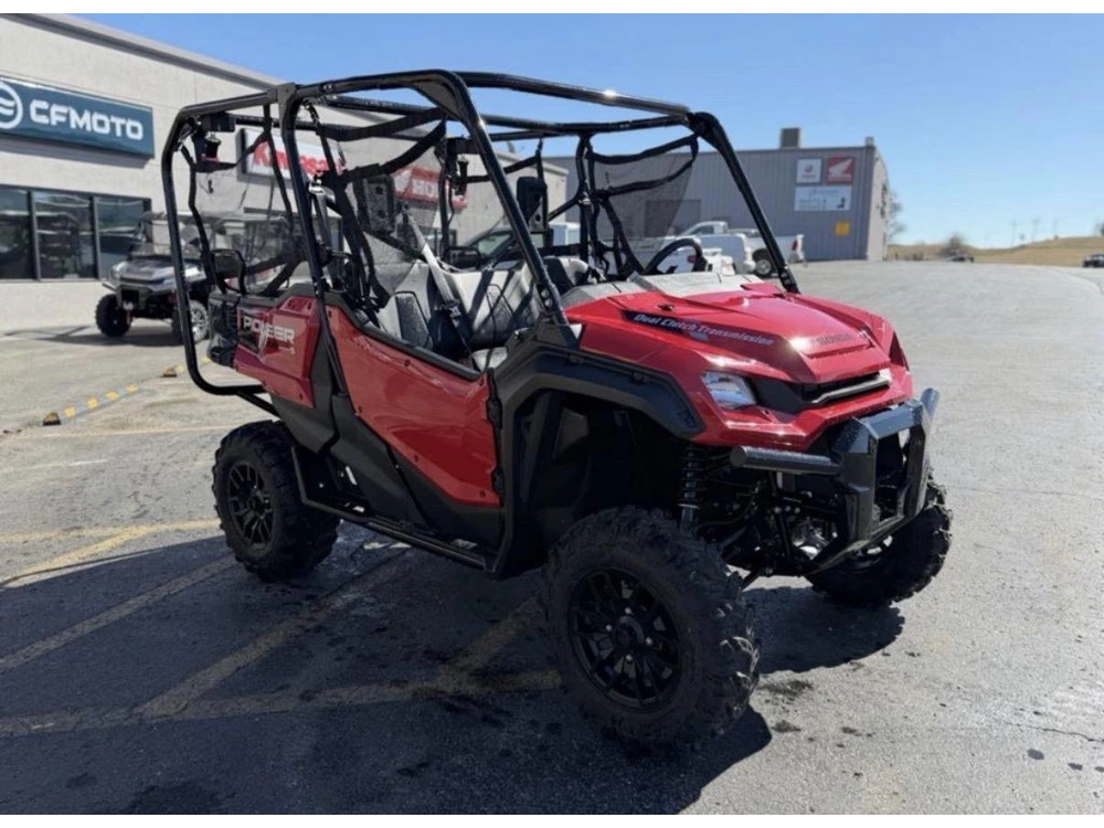 2025 Honda Pioneer 1000-5 Deluxe