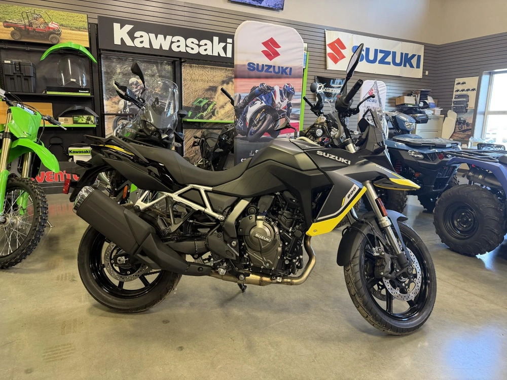 2026 Suzuki V-strom 800 alt