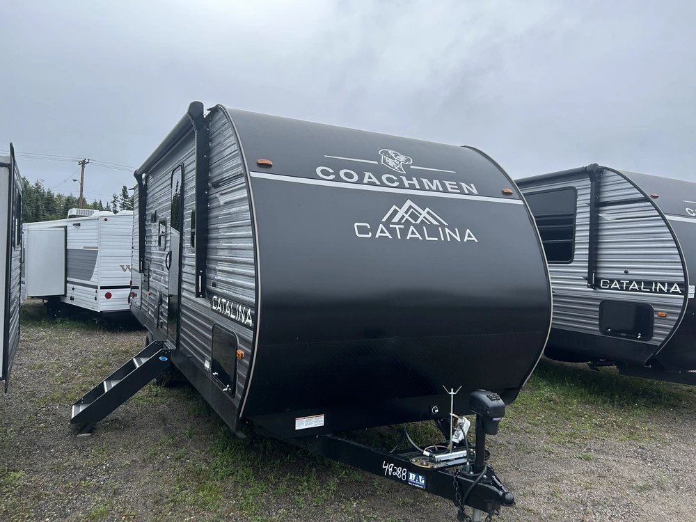 Coachmen Catalina 231bhs 2026 alt
