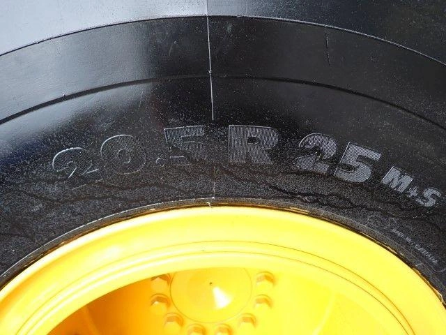 Komatsu Wa270-8 2020