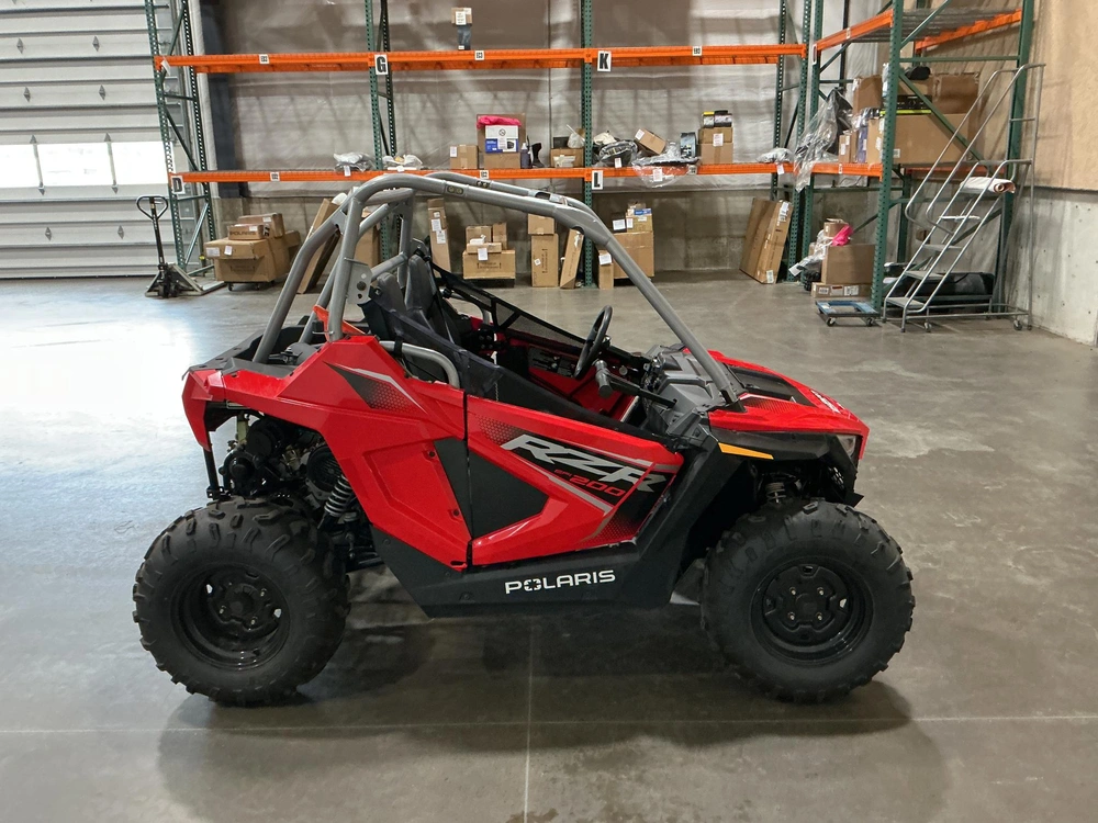 2026 Polaris Rzr 200 Efi alt