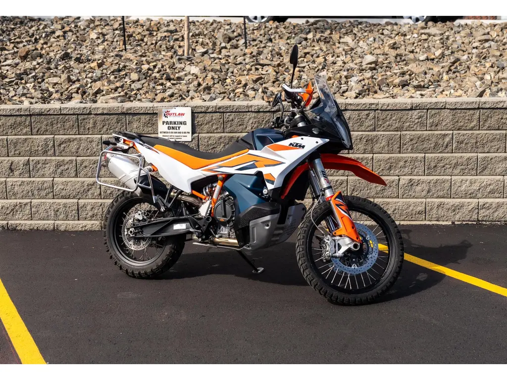 2023 KTM 890 Adventure R