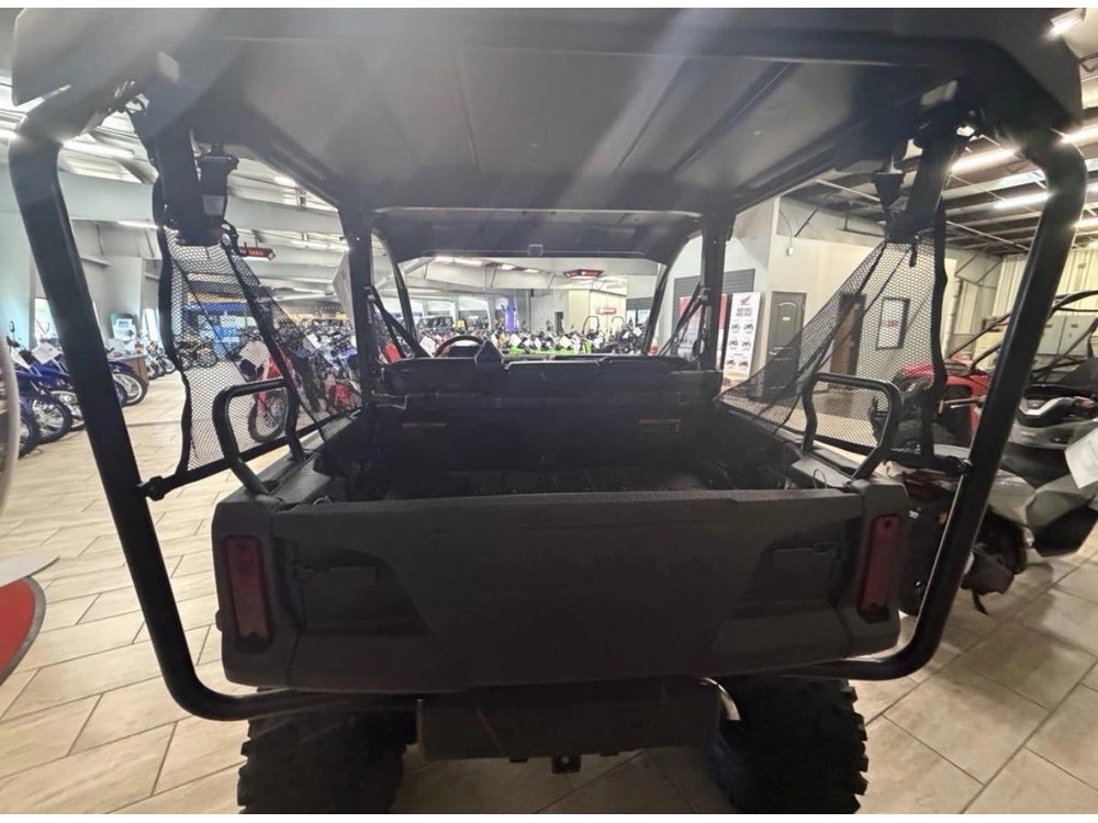 2026 Honda Pioneer 1000-5 Deluxe