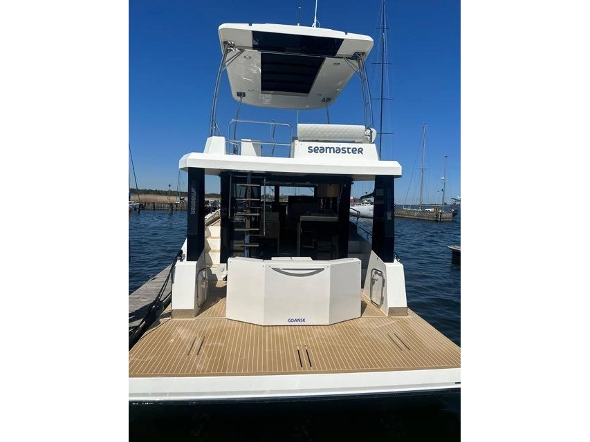 2026 Cobra Yachts Seamaster 45 alt