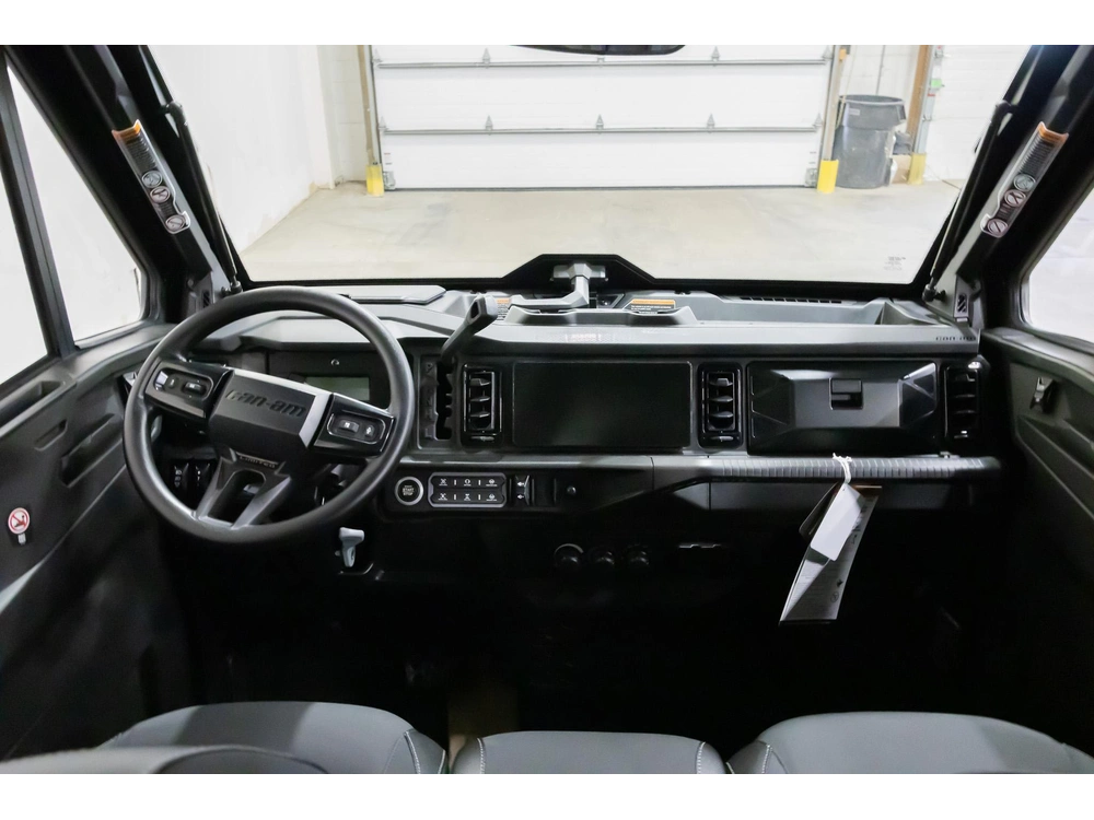 2026 Can-am Defender Max Limited Hd11 6mtd alt