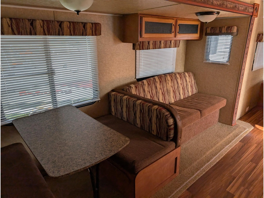 Gulf Stream Trailmaster 265bhs 2014 alt