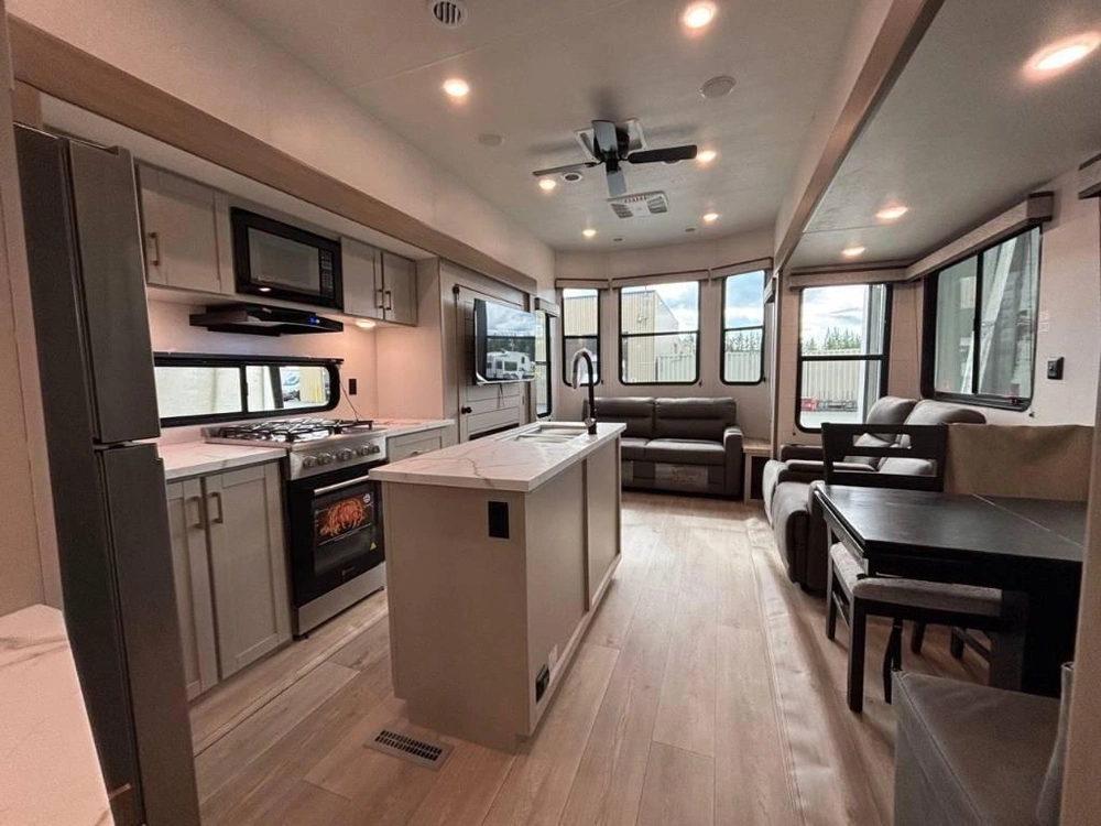 Jayco Jay Flight Bungalow 401loft 2027 alt