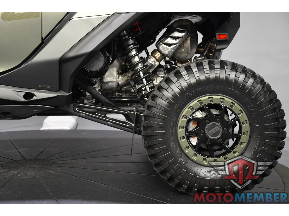 2026 Can-am Maverick R X Rc With Smart-shox alt