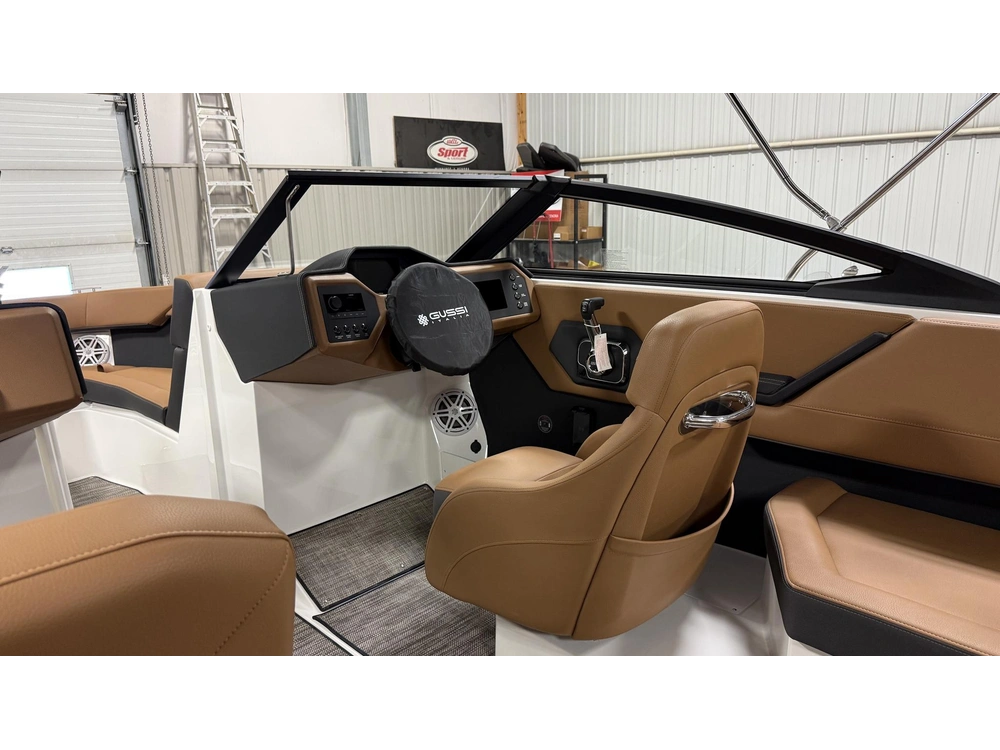 2027 Cobalt Boats Cs23 alt