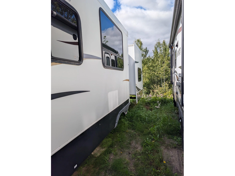 Heartland Rv Prowler P30 2013 alt