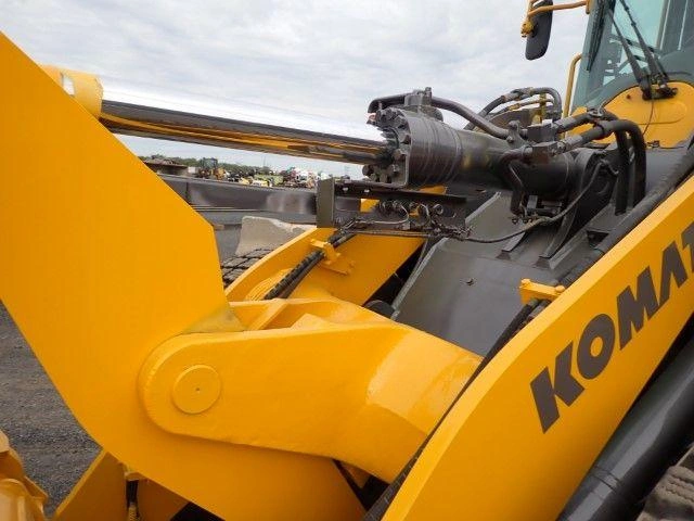 Komatsu Wa270-8 2020