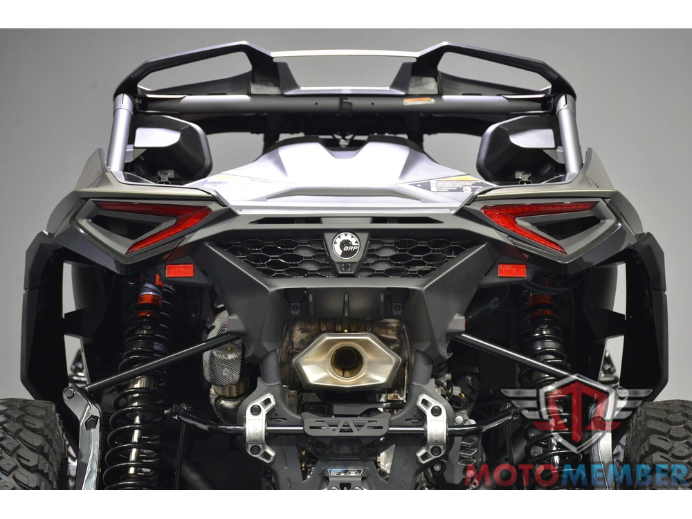 2026 Can-am Maverick R X Rc With Smart-shox alt