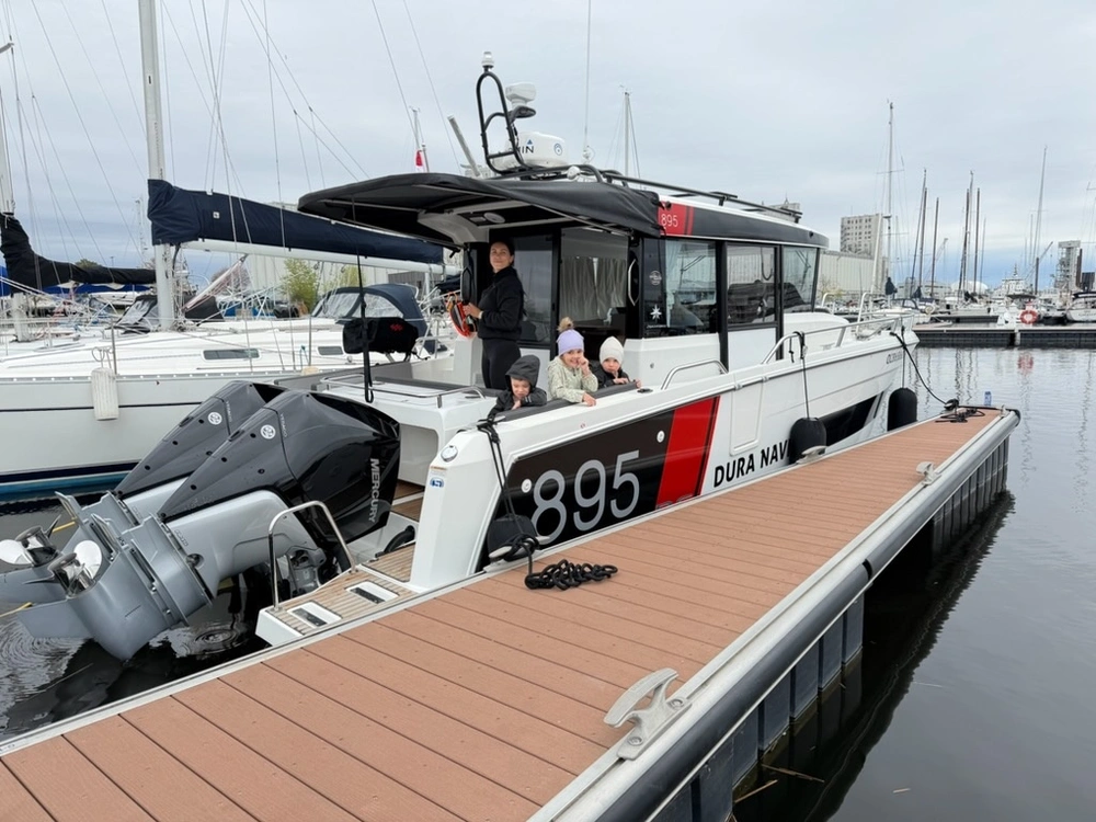 2023 Jeanneau Nc 895 Sport alt