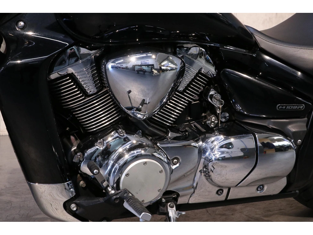 2009 Suzuki Boulevard M109r alt
