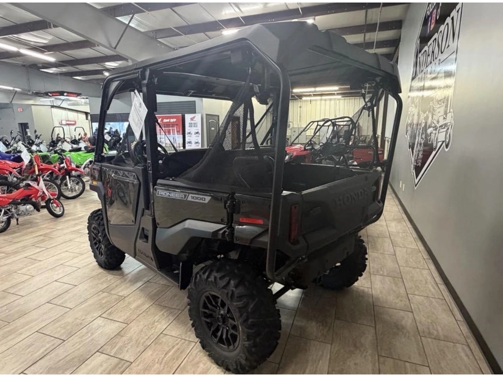 2026 Honda Pioneer 1000-5 Deluxe