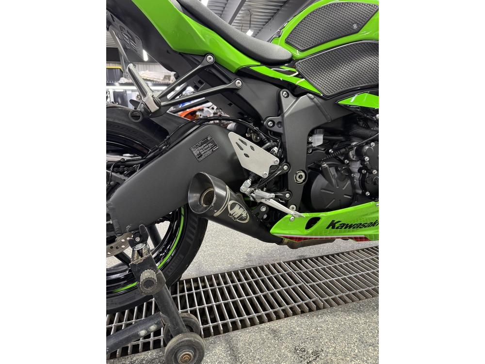 Kawasaki Zx6r 2024 alt