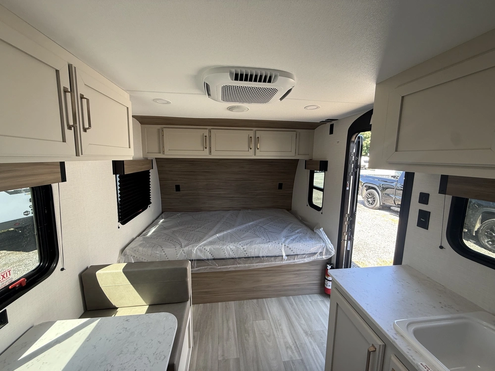 2027 Kz-rv Sportsmen Classic 180bh alt
