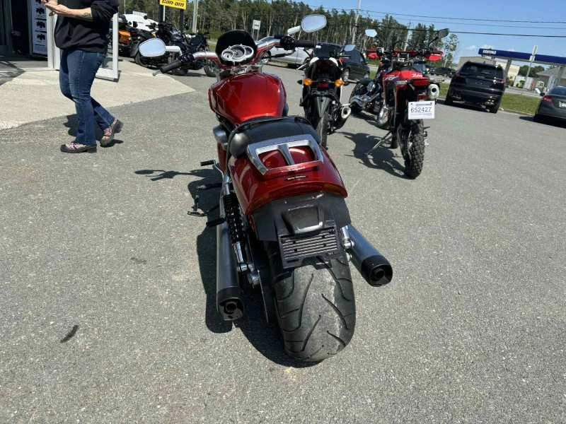 Harley-davidson V-rod 2013 alt