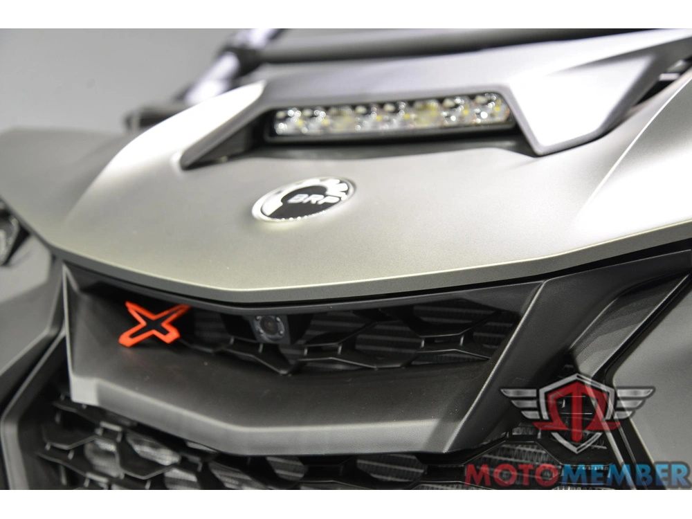2026 Can-am Maverick R X Rc With Smart-shox alt