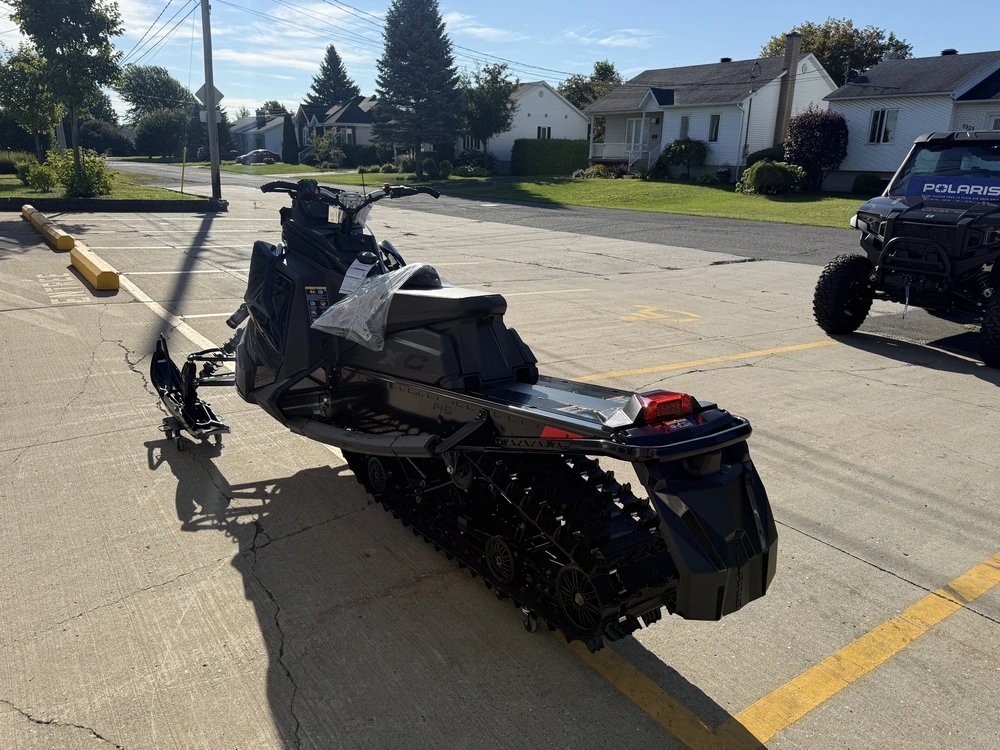 Polaris 850 Switchback Xc 146 2027 alt