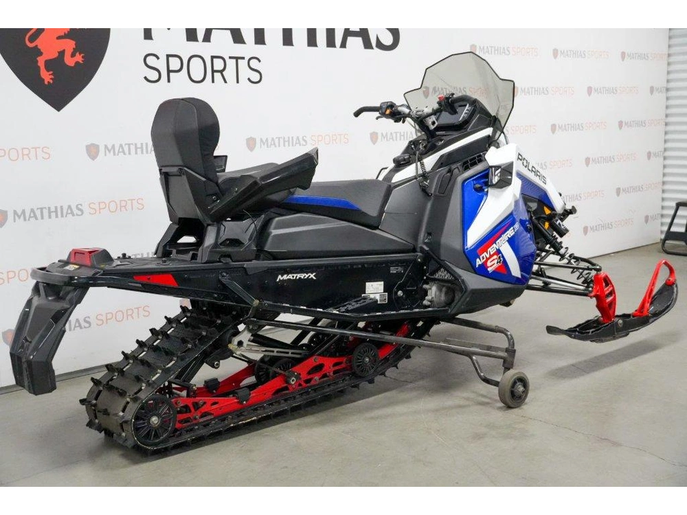 Polaris Indy Adventure X2 S4 2023 alt