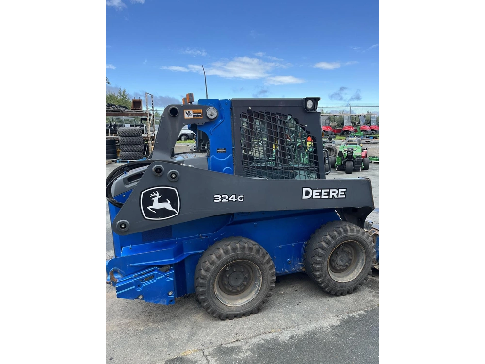 John Deere 324g 2020 alt