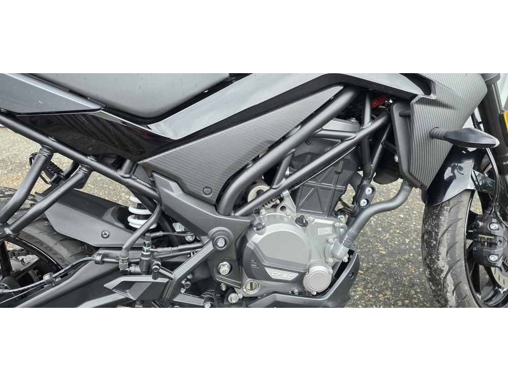 Cfmoto 300 Nk 2022 alt
