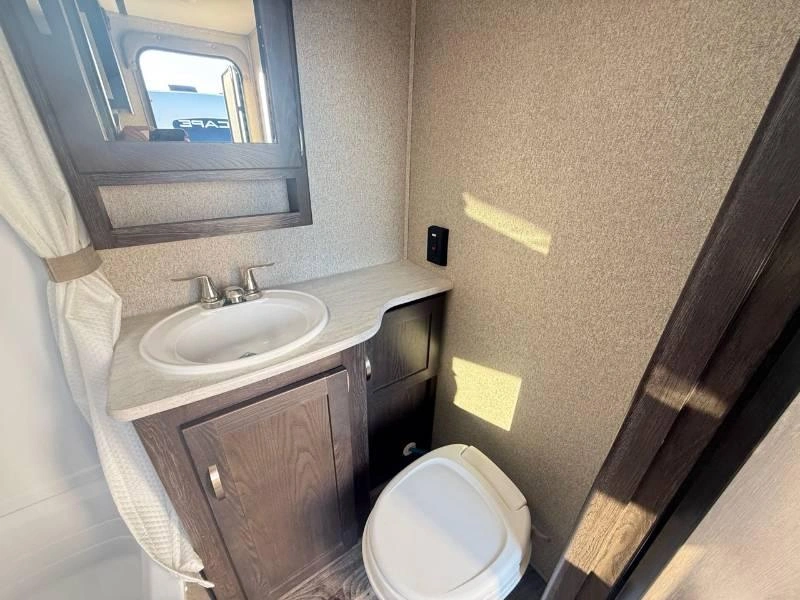 Keystone Rv Outback 240urs 2019 alt