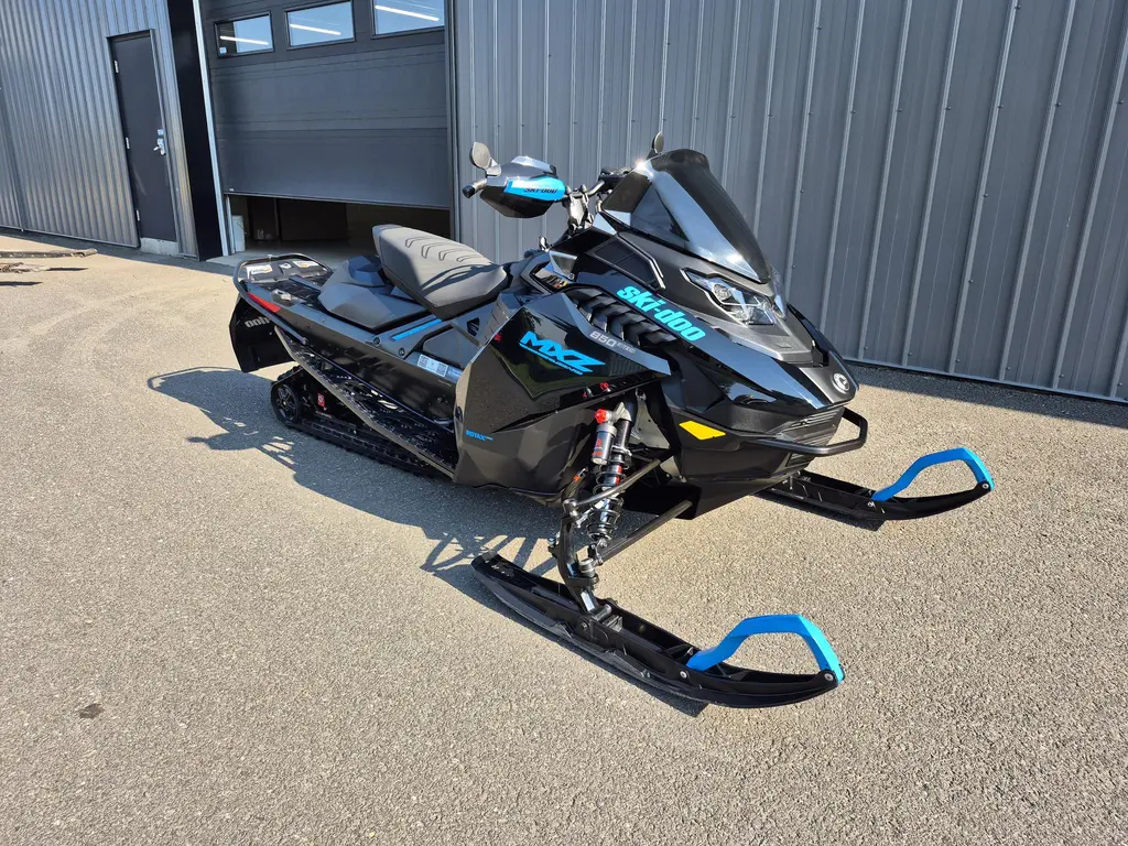 Ski-Doo BLIZZARD 850 2023
