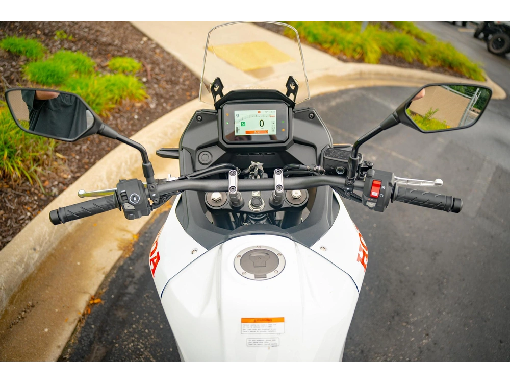 2026 Honda Transalp E-clutch alt