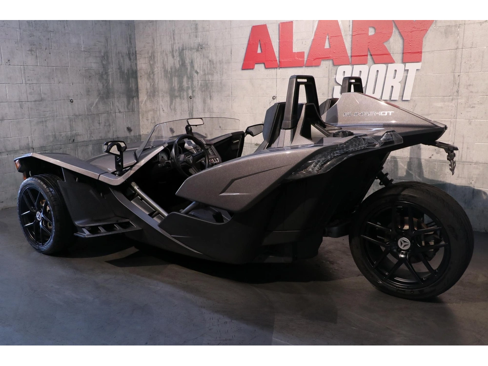 2016 Polaris Slingshot alt