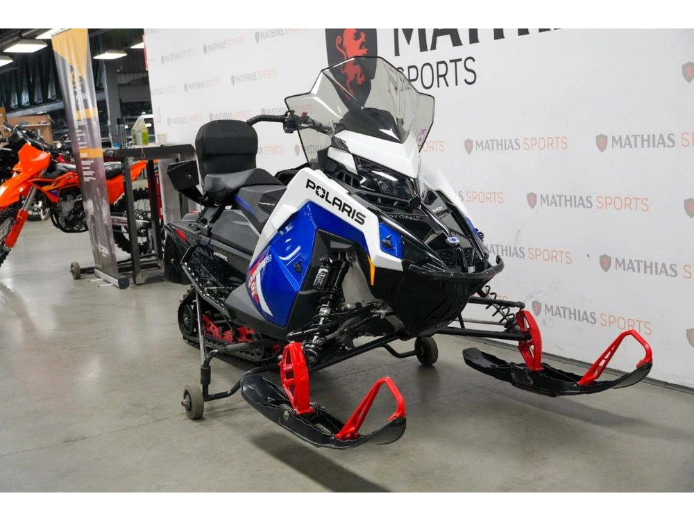 Polaris Indy Adventure X2 S4 2023 alt