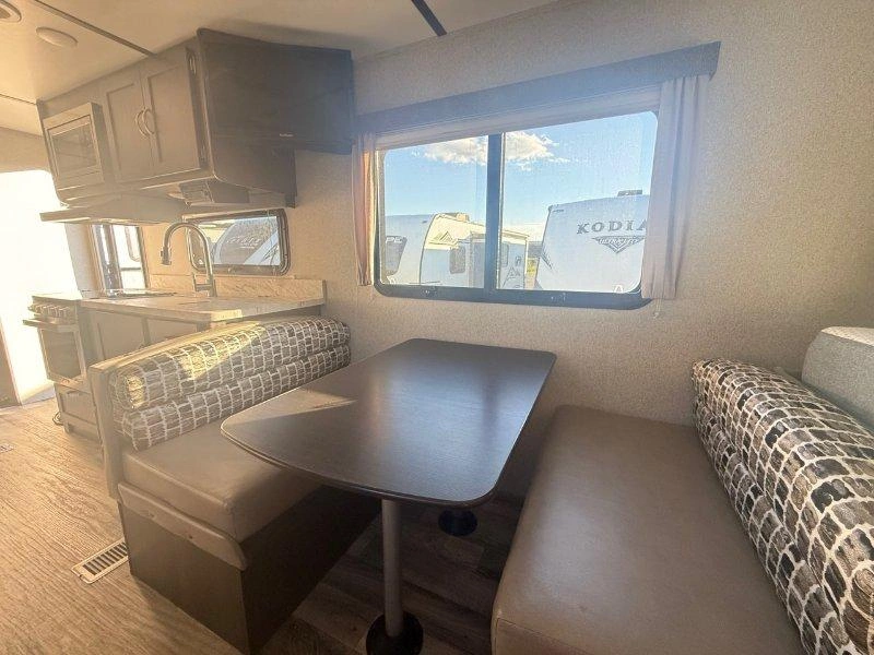 Keystone Rv Outback 240urs 2019 alt