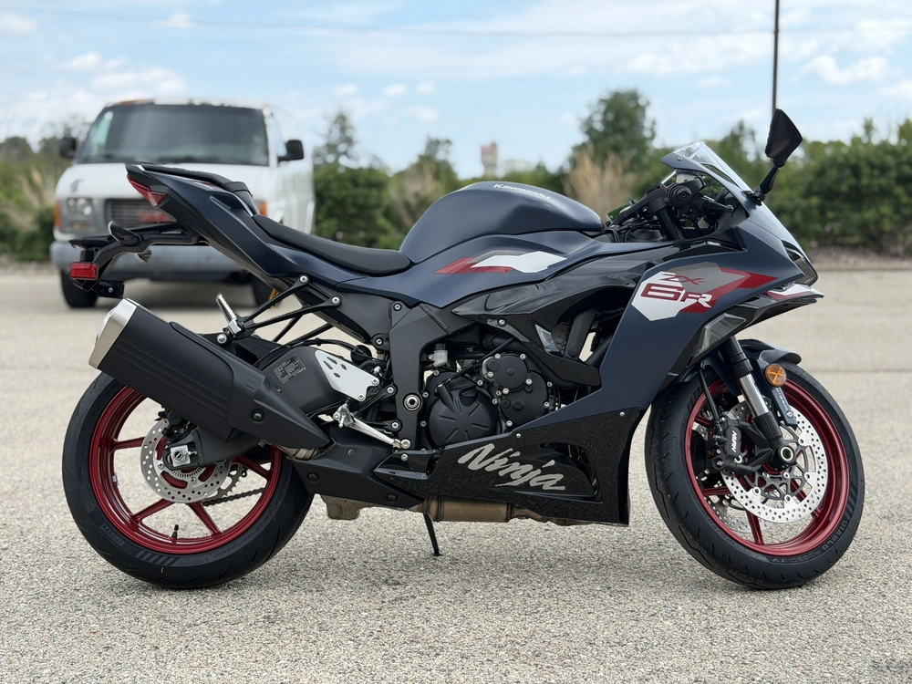 2027 Kawasaki Ninja Zx-6r Abs alt