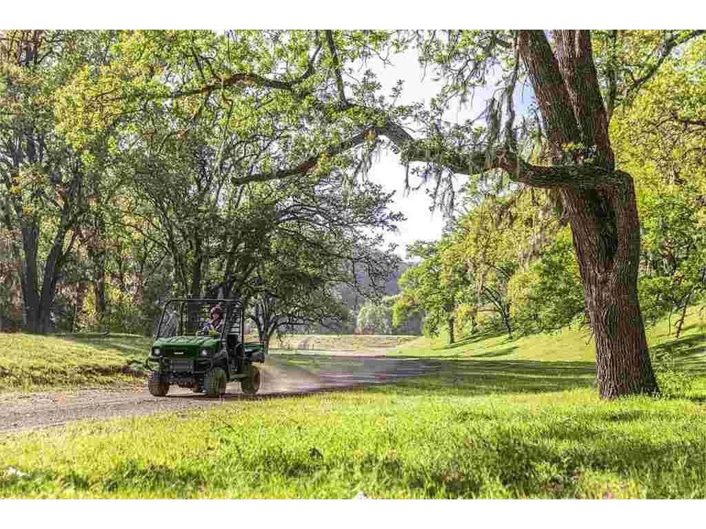 2027 Kawasaki Mule 4010 4x4 alt