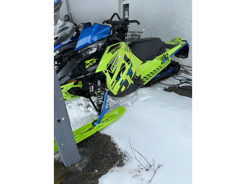 2020 Arctic Cat Riot X 8000 alt