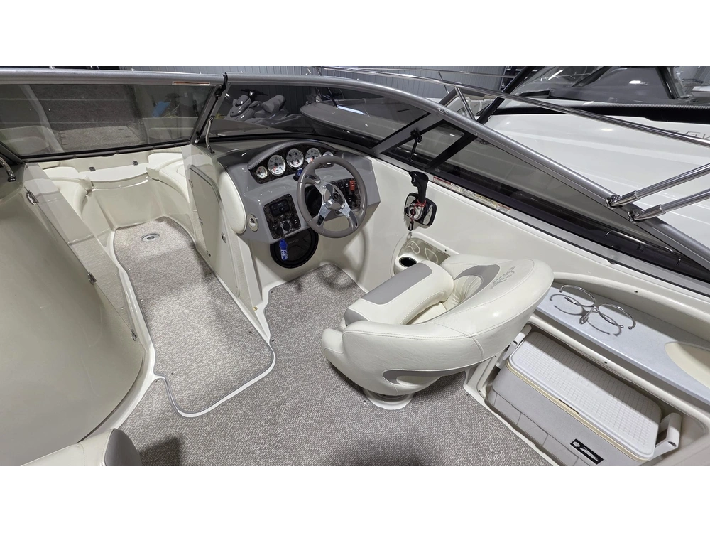 Stingray Boat Co 235 Lr 2011