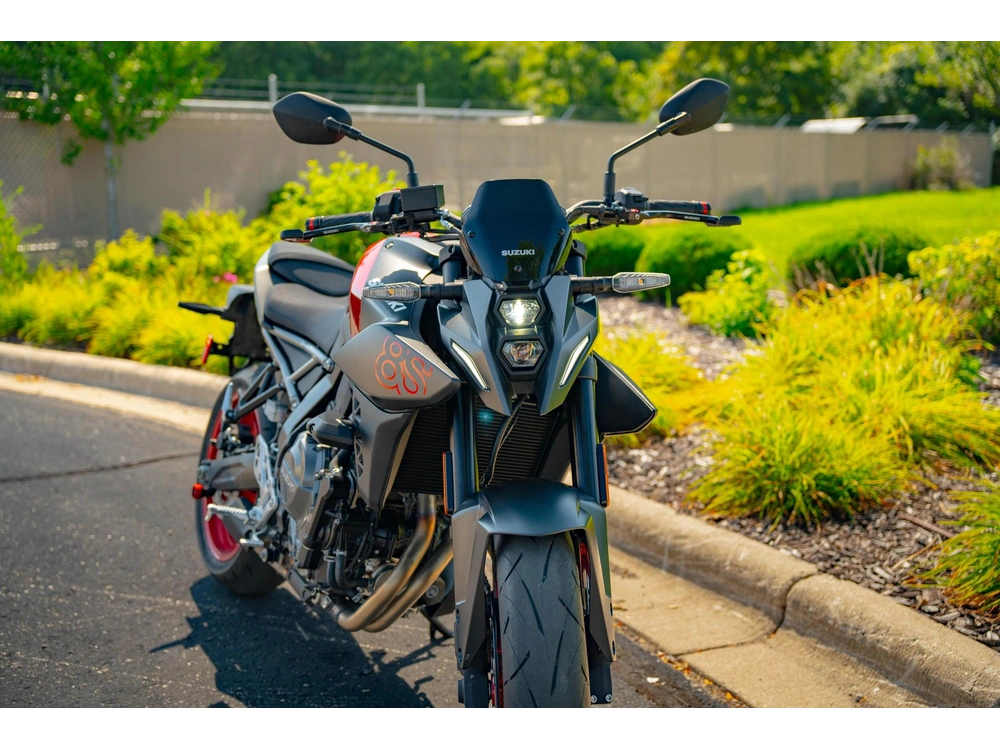 2026 Suzuki Gsx-8s alt
