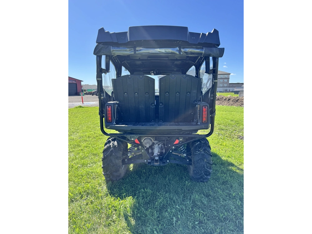 2022 Honda Sxs700m4d alt