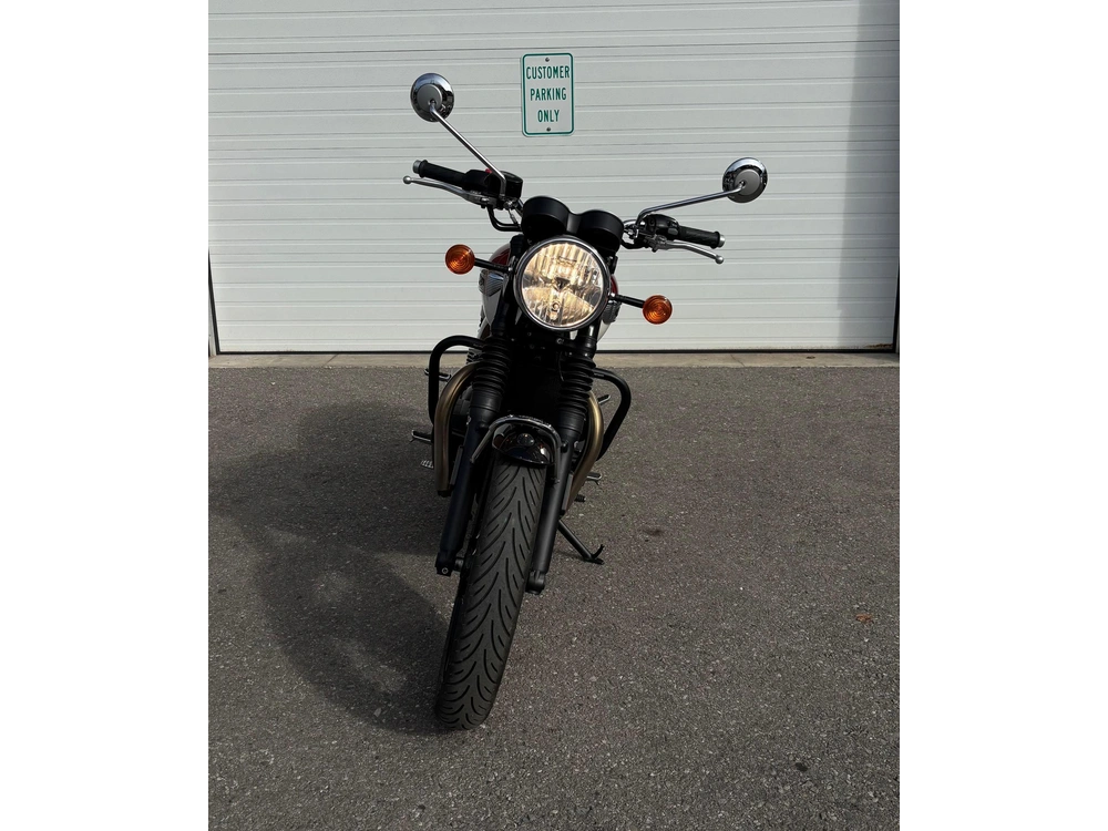 2023 Triumph T100 alt