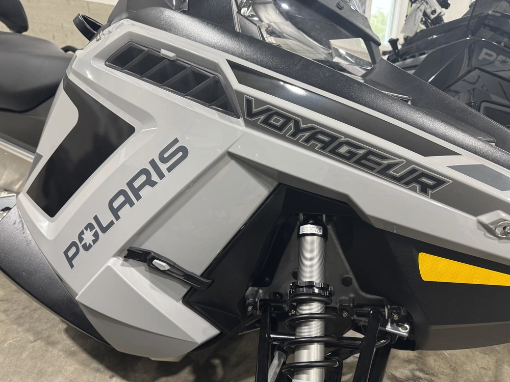 2026 Polaris Voyageur 550 Lxt Es alt