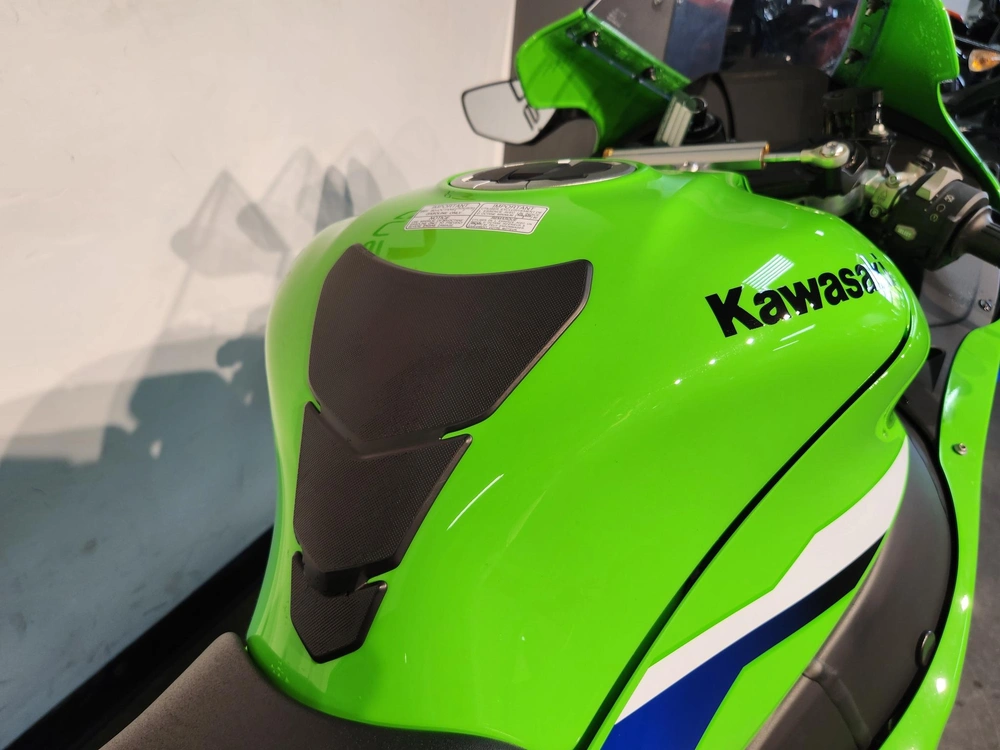 2026 Kawasaki Ninja Zx-10r Démo *5.99%/84 Mois💳 alt