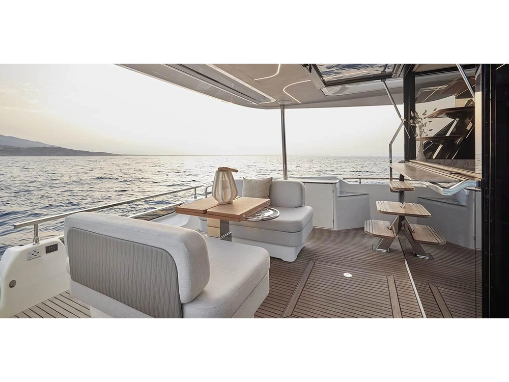 Prestige Yachts F 5.7 2028 alt