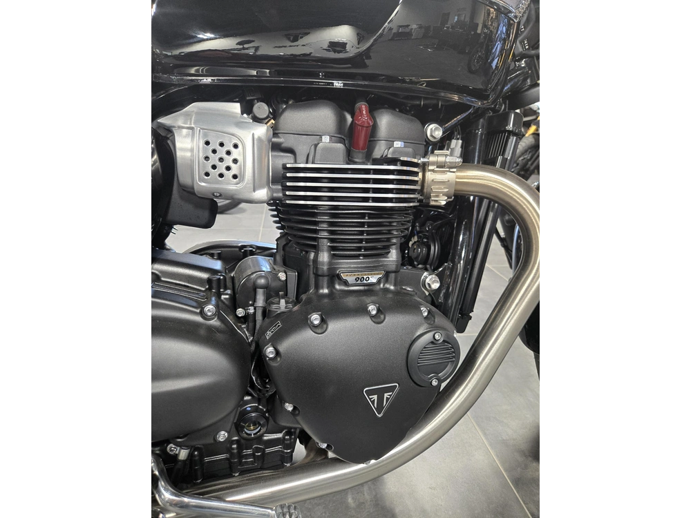 2026 Triumph Bonneville T100 alt