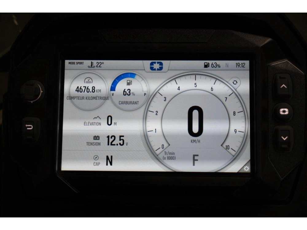 Polaris Indy Adventure X2 S4 2023 alt