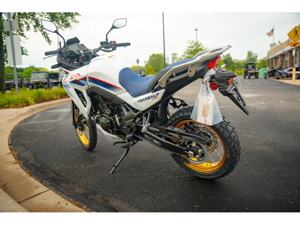 2026 Honda Transalp E-clutch
