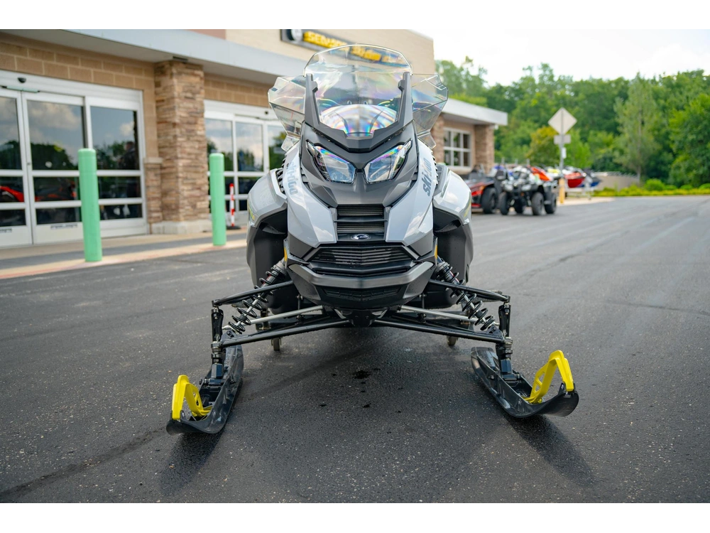 2026 Ski-doo Renegade® Adrenaline® 900 Ace Turbo R Ripsaw 1.25_black alt