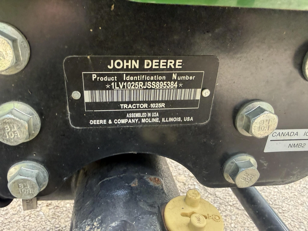 2025 John Deere 1025r alt
