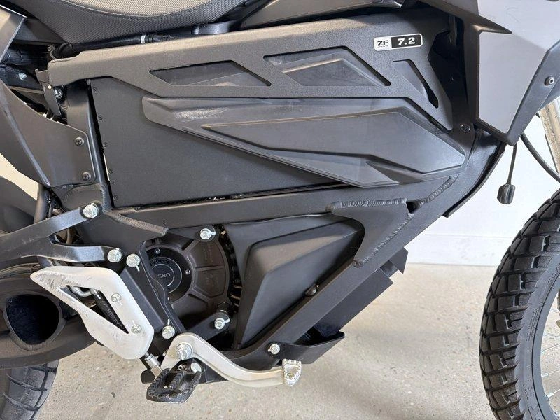 2023 Zero Motorcycles Fx alt