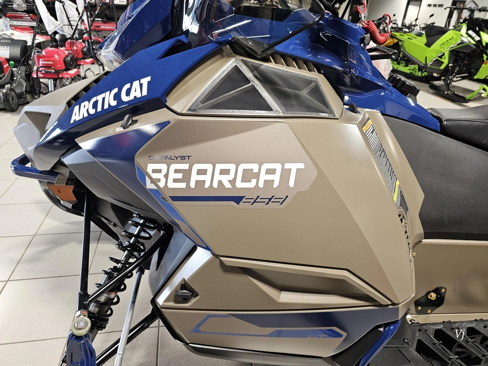 2027 Arctic Cat Bearcat 858 Eps Lt G8 Display alt